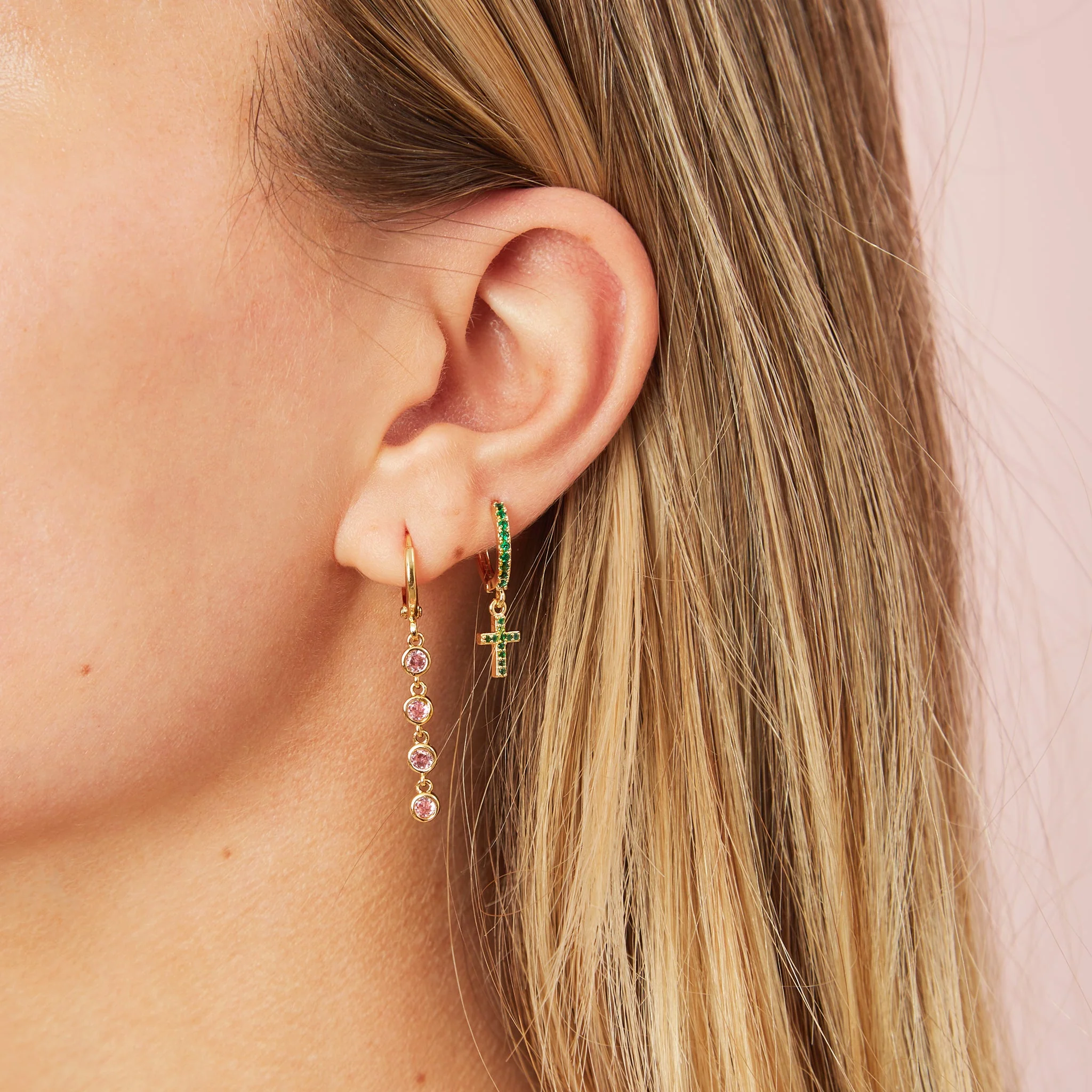 Wholesale Camilla Cross Huggie Earrings - Image 17