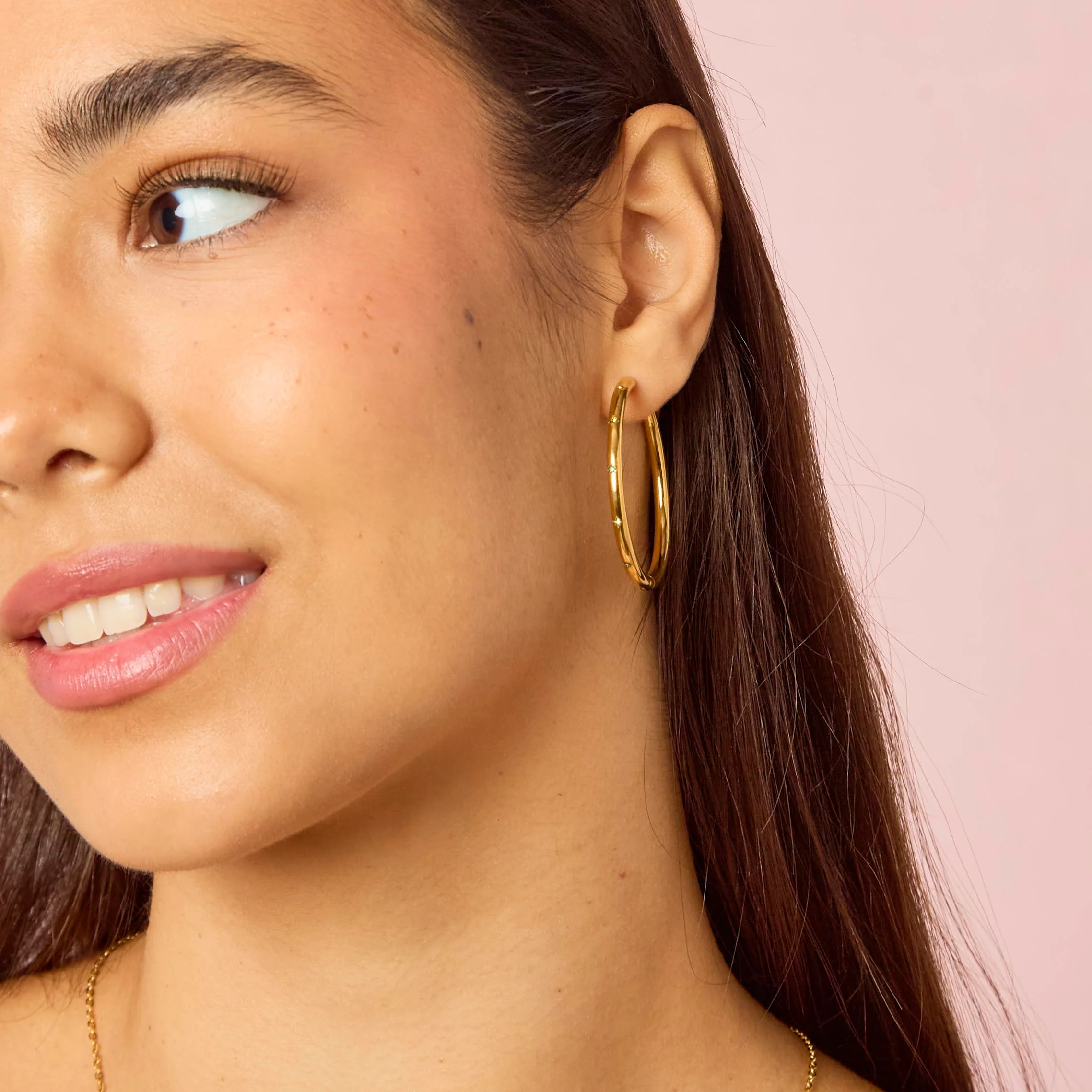 Hebe Gold Green Thin Bigger Star Hoop - Image 3