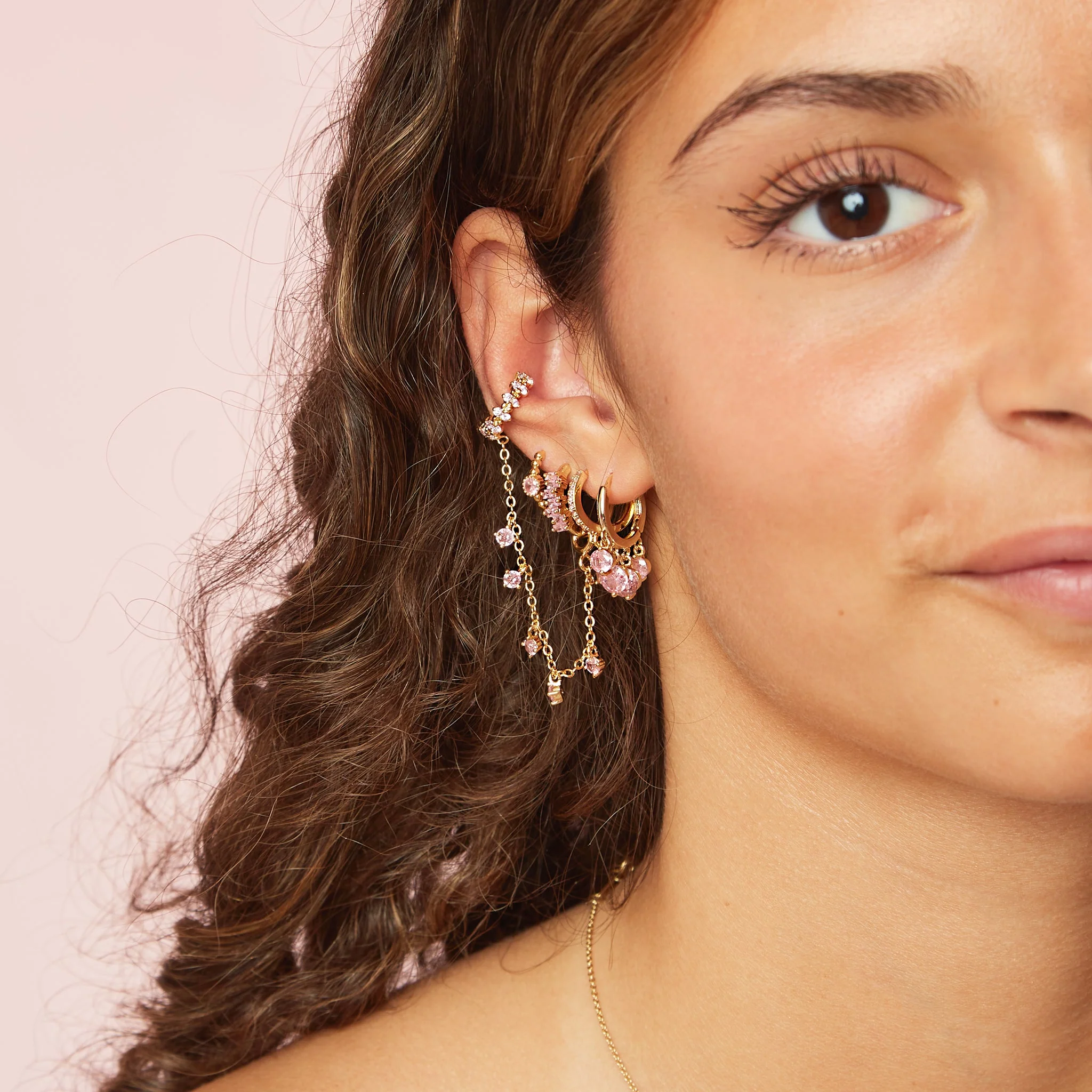 Wholesale Ottillie Raindrop Huggie Earrings - Image 21