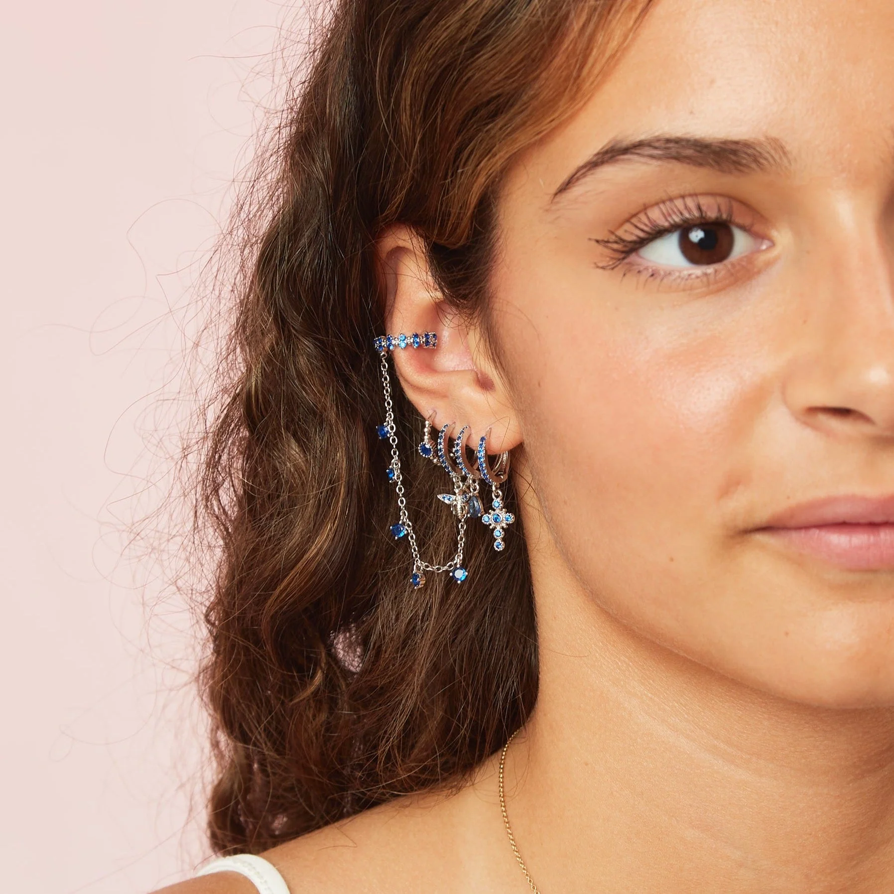Wholesale Ottillie Raindrop Huggie Earrings - Image 23