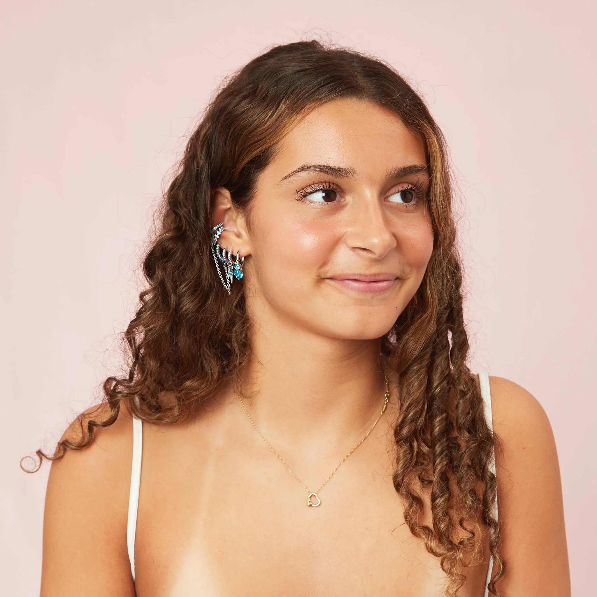 Wholesale Ottillie Raindrop Huggie Earrings - Image 31
