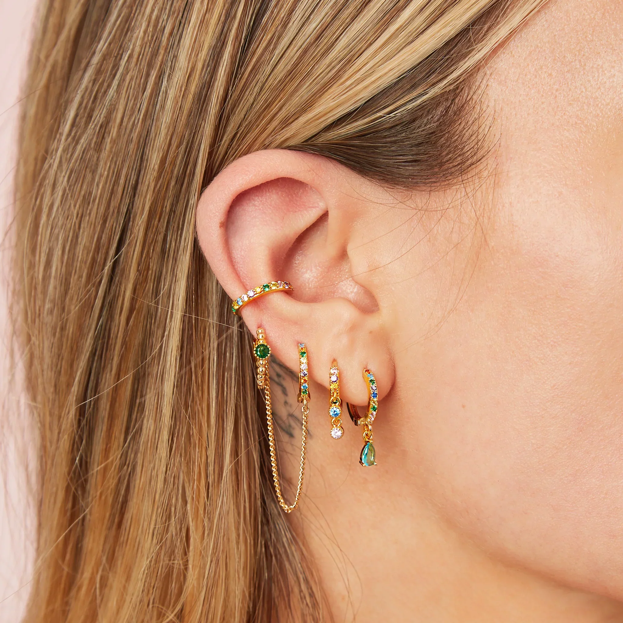 Wholesale Ottillie Raindrop Huggie Earrings - Image 35